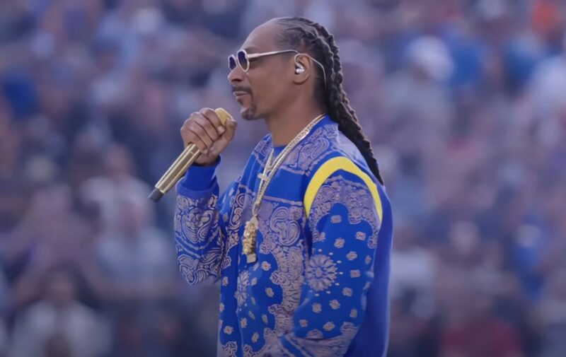 Snoop Dogg preforming at the Super Bowl