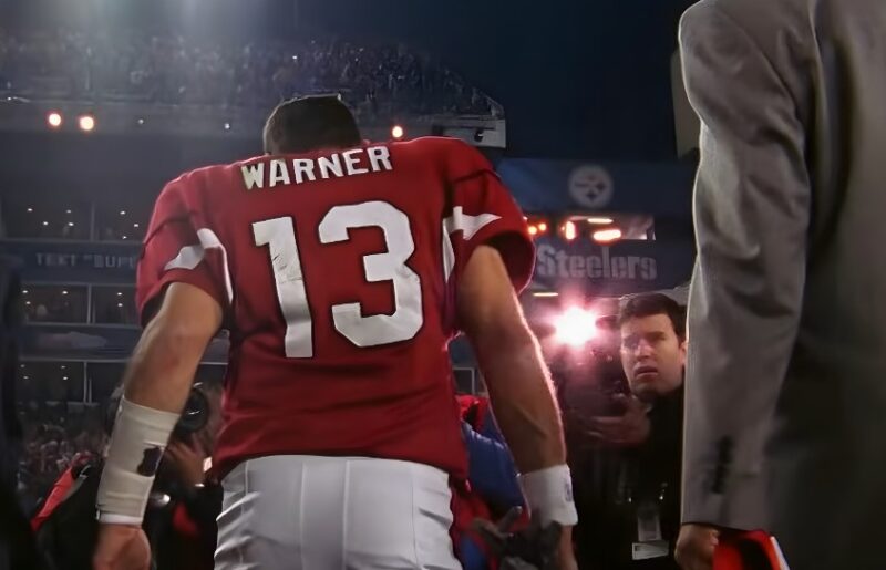 Kurt Warner leaving football pitch